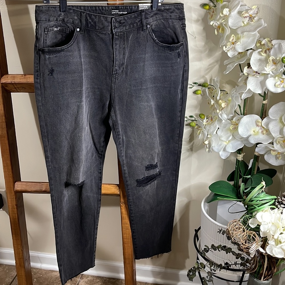 NWT- Miss Poured In Blue Ankle Jean